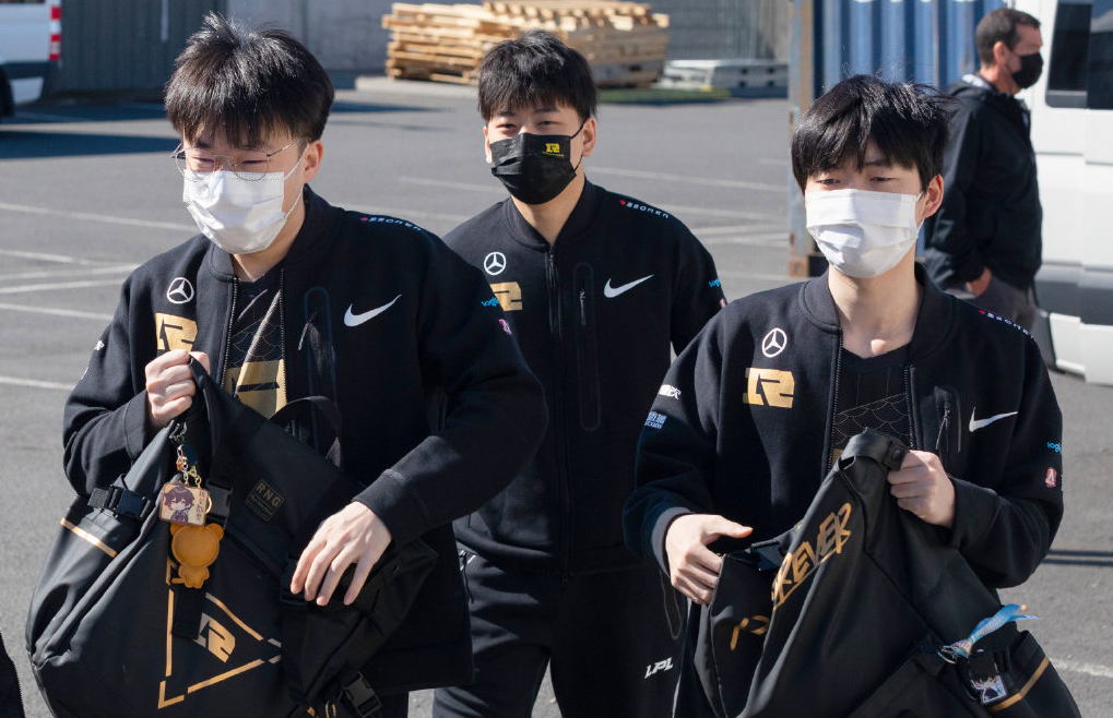 穆古鲁扎爆冷击败MAD，官方发布新规震惊全场！